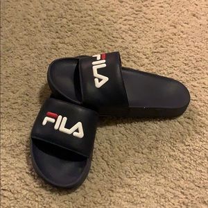 Fila Slides